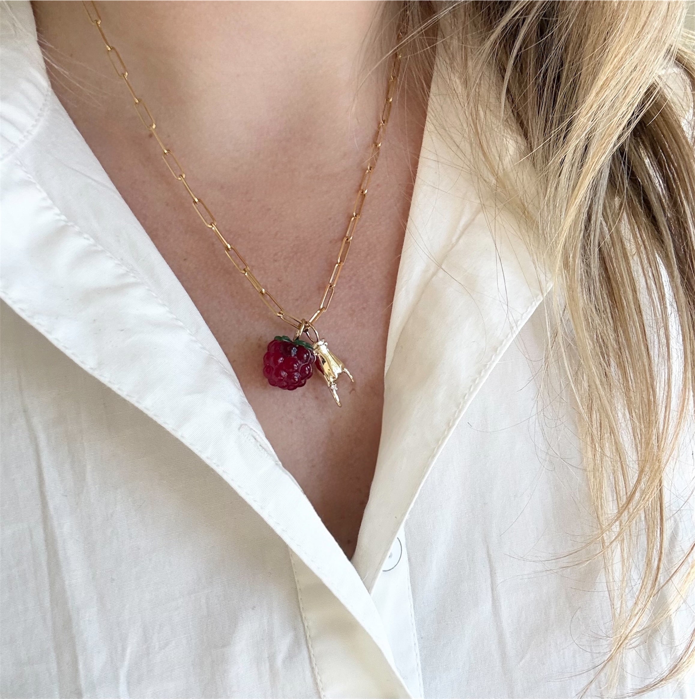 "Rock On" LadyFinger in 14k Gold